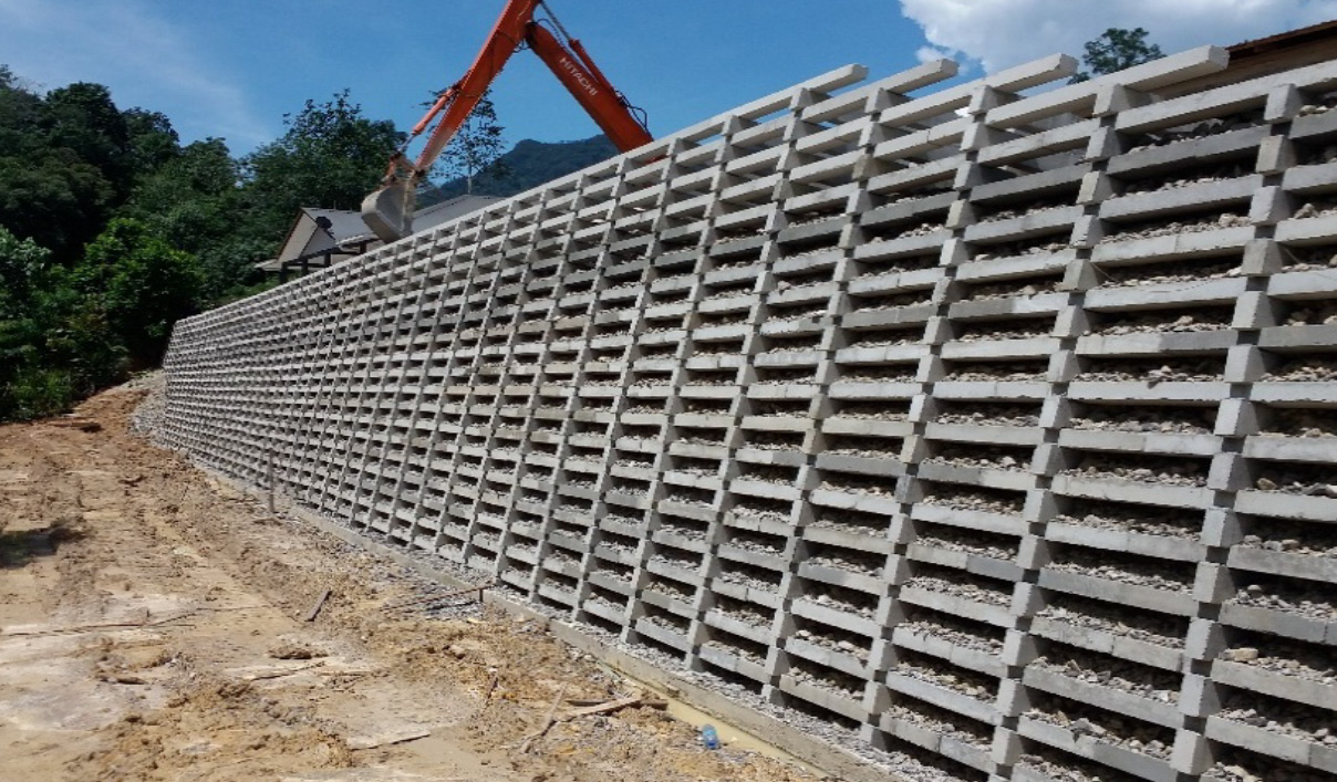 Precast Concrete Retaining Wall Panels